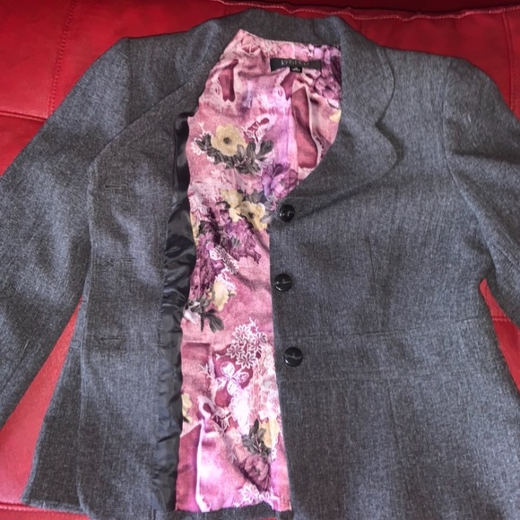 Gray Suit Jacket - Picture 4 of 7
